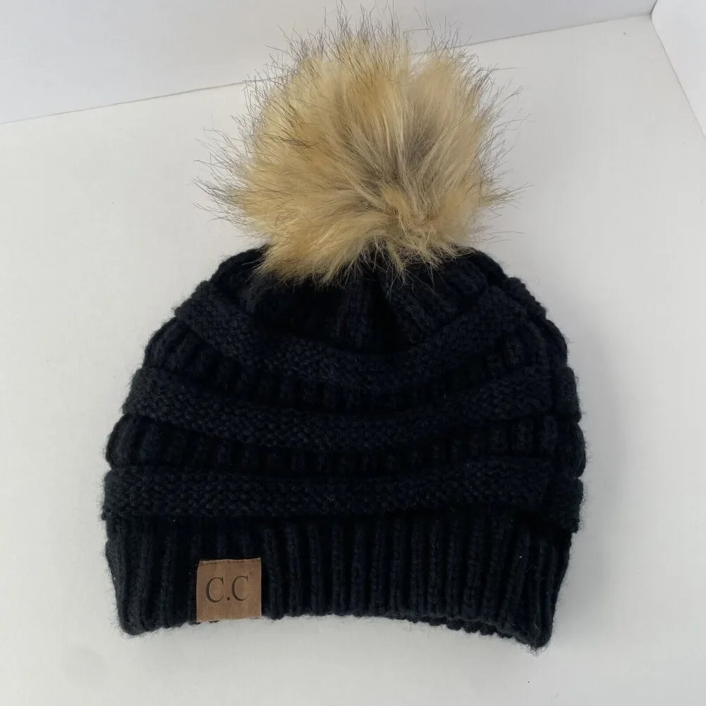 CC Chic Brand Soft Stretch Cable Knit‎ Faux Fur Pom Pom Beanie Hat Black Cozy